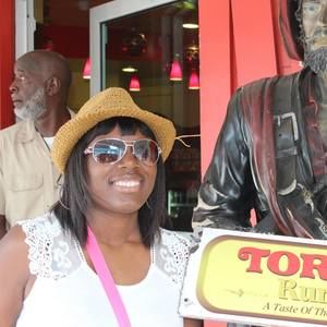 Meet your Posher, Jae